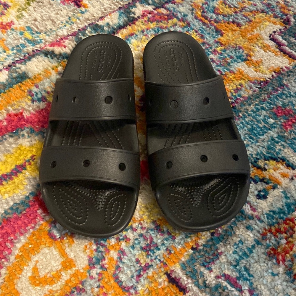Crocs sandal - men’s or women’s